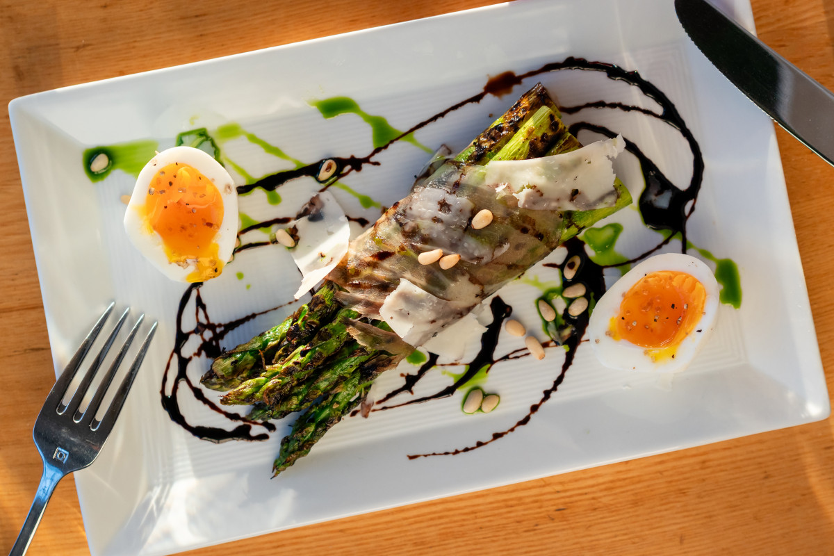 Mendocino Restaurant