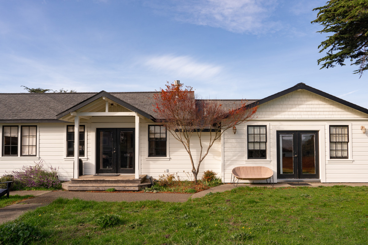 The Jedediah Smith Residence Photo 1