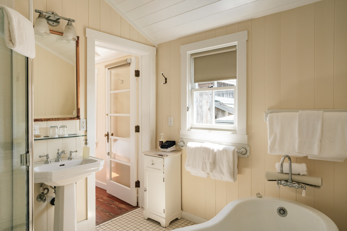 The Redwood Cottage Photo 2
