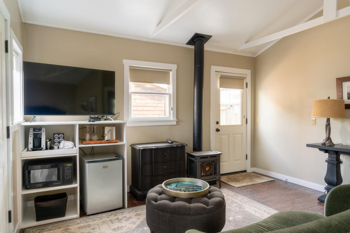 The Carriage House Photo 2